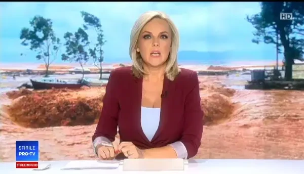 Ciclonul Zorba a lovit Grecia. Mii de turişti încearcă să părăsească Insula Santorini