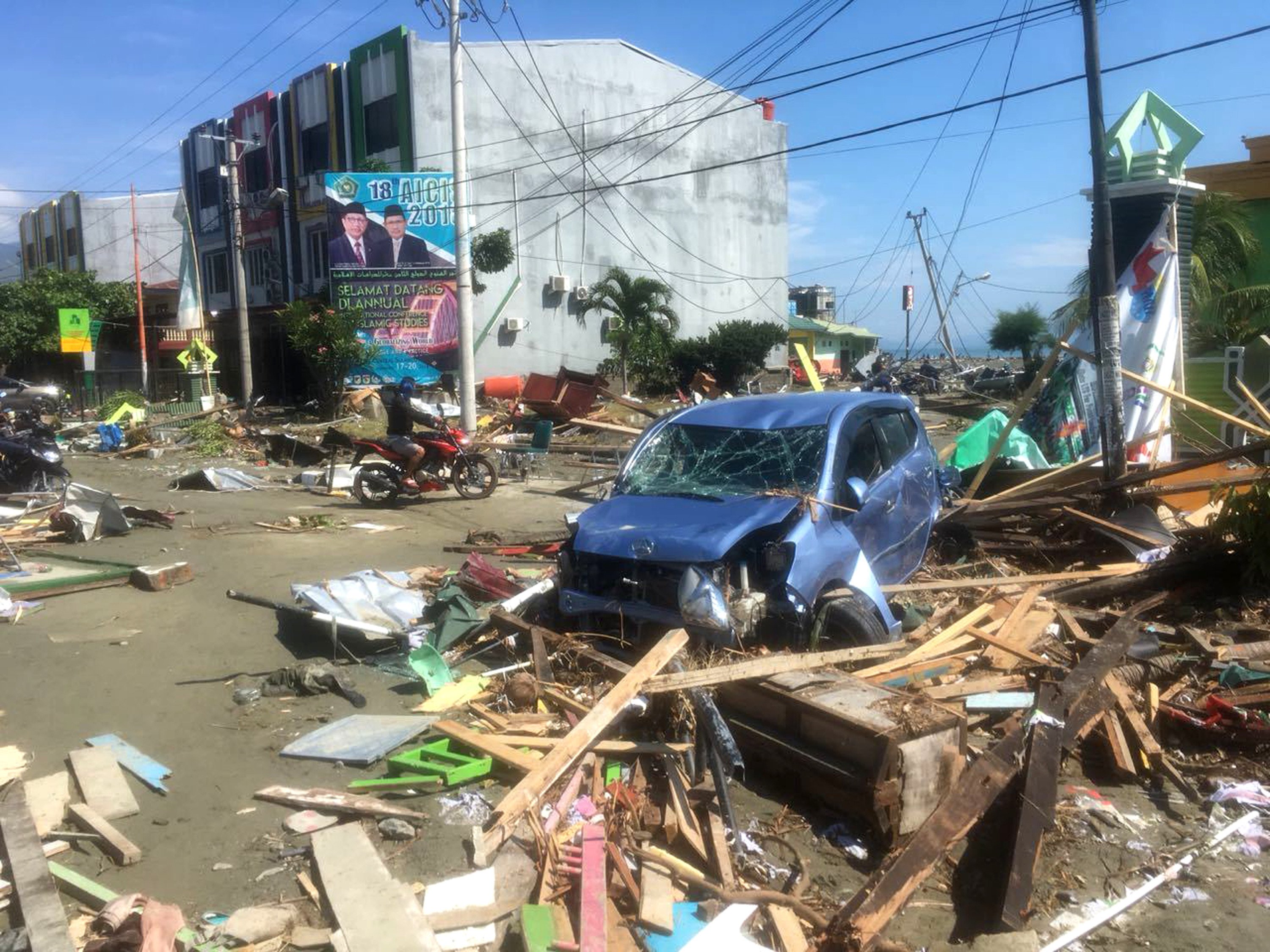 Cutremur, tsunami, Indonezia - 7
