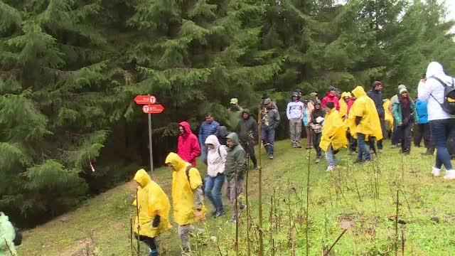 Au fost inaugurați primii 134 de kilometri din traseul Via Transilvanica