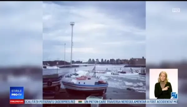 Grecia, lovită de rafale de vânt care au depășit 100 de kilometri pe oră