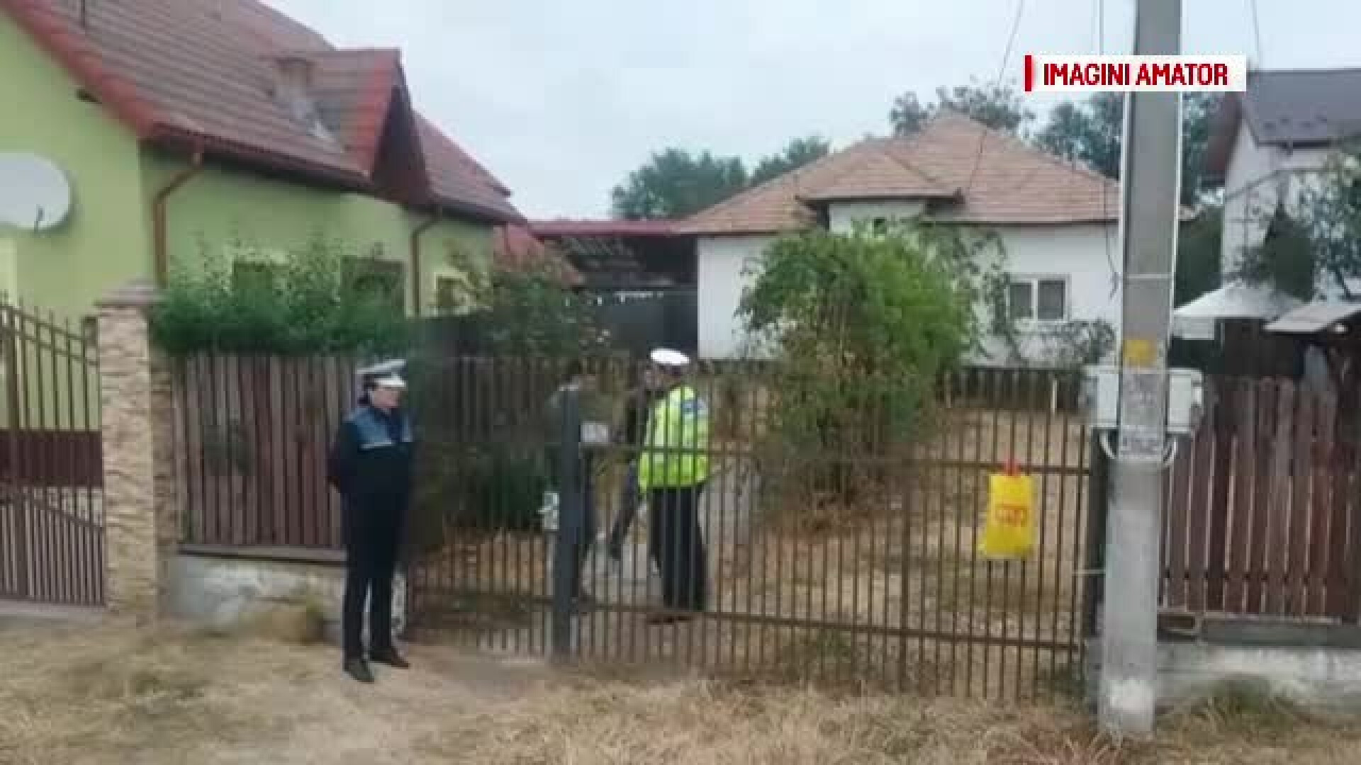 Crimă învăluită în mister, în Argeș. O femeie a fost găsită moartă în casa soțului cu care era în divorț