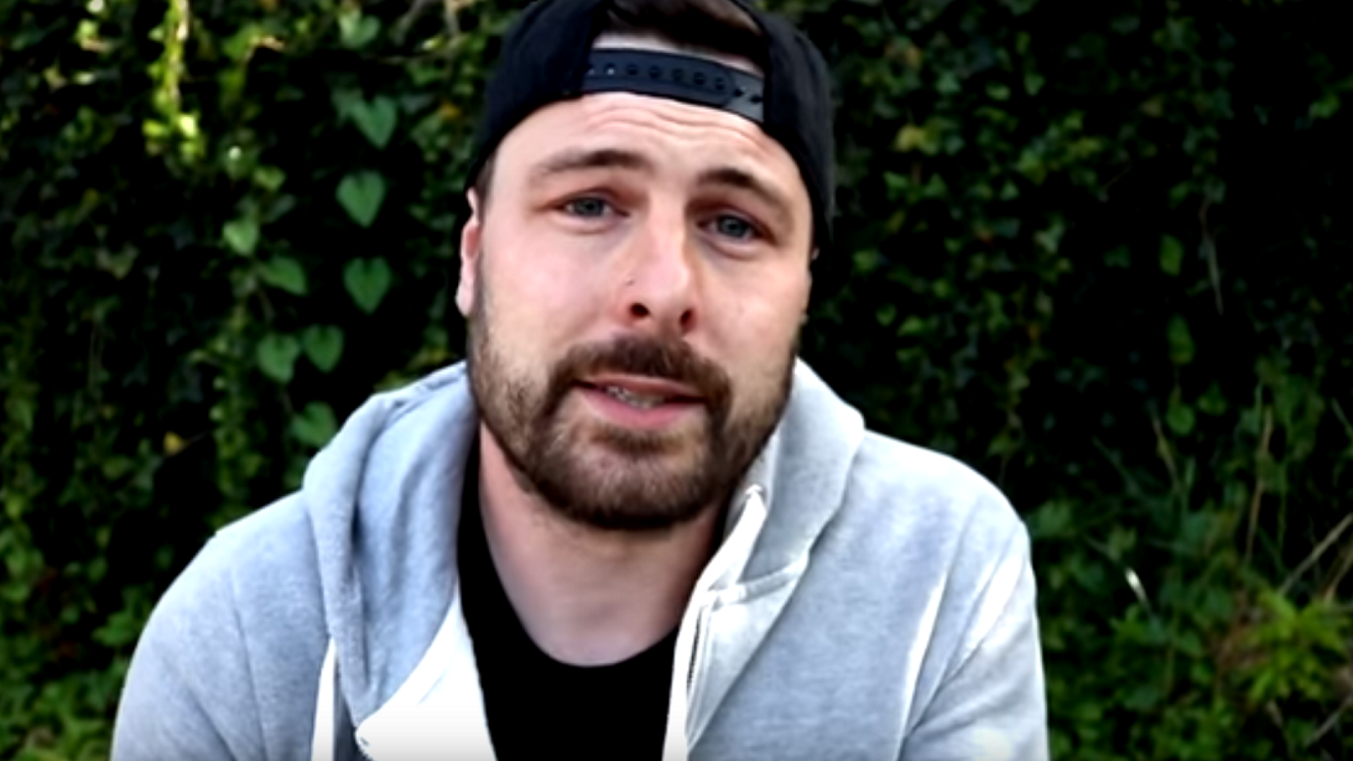 Un star YouTube a murit la scurt timp dupa ce s-a căsătorit. Ce a postat familia sa