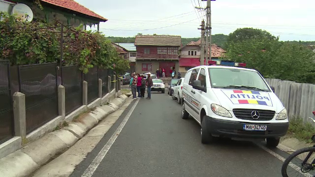 Femeie de 80 de ani acuzată că și-a ucis vecinul, fost iubit din tinereţe. ”Venea mereu peste ea”