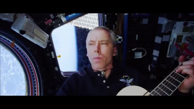 Un astronaut de pe ISS a înregistrat o melodie în timp ce era în spaţiu
