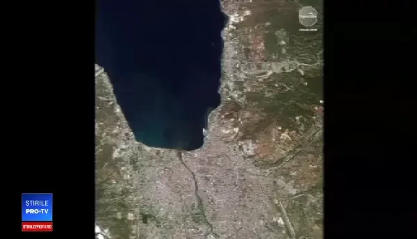 Imagini din satelit înainte și după tsunami. Un sat a fost ras de pe suprafața pământului