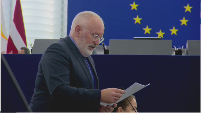 Timmermans: "Sper că Marea Britanie va rămâne în UE". Cine se opune