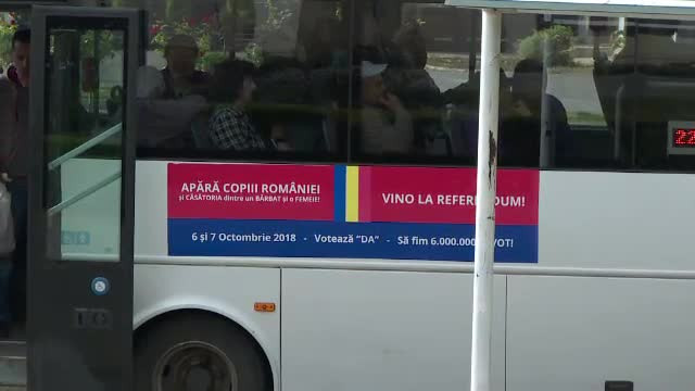 campanie pentru referendum pe autobuze