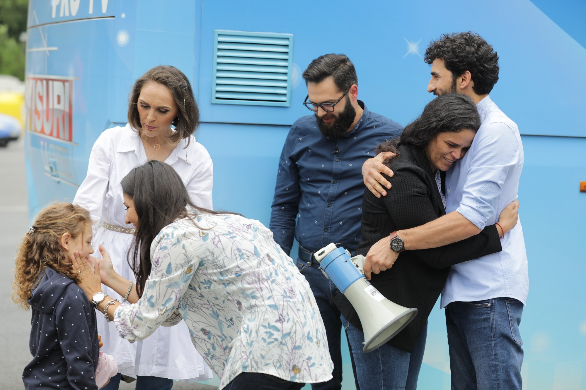 Visuri la cheie. Reacţia Ceciliei, o mamă care își crește singură fetița grav bolnavă, când vede noua casă