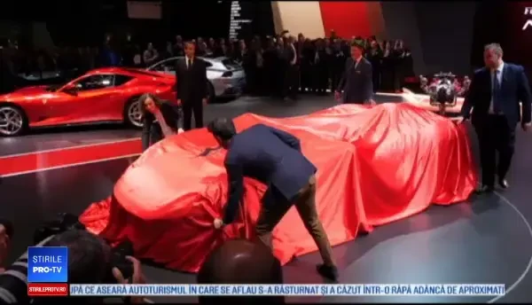 Salonul Auto de la Paris: Ferrari si-a prezentat modelele exclusiviste, adresate clienţilor fideli mărcii