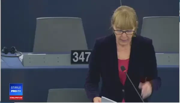Macovei, în Parlamentul European: PSD și ALDE au schimbat Codurile penale ca să scape de infracțiuni