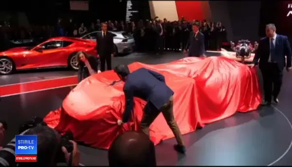 Salonul Auto de la Paris: Ferrari si-a prezentat modelele exclusiviste, adresate clienţilor fideli mărcii