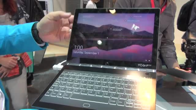 iLikeIT. Noul Surface Pro din generația a 2-a. Microsoft îi spune laptop, dar este și tabletă