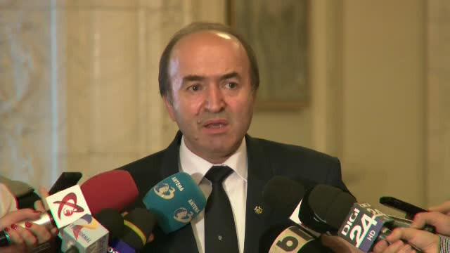 Tudorel Toader spune că nu știa de protocoalele secrete dintre Ministerul Justiţiei şi SRI