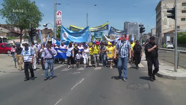 4.000 de angajați din învătămânț ar putea fi concediați. ”Suntem vai mama noastră”