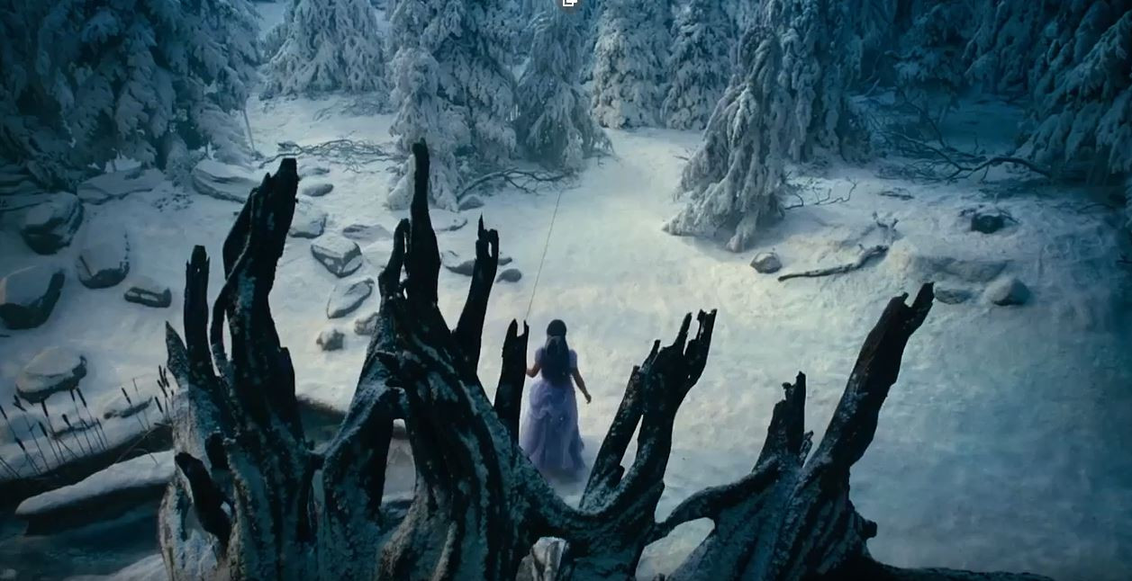 Spărgătorul de Nuci şi Cele Patru Tăr&acirc;muri