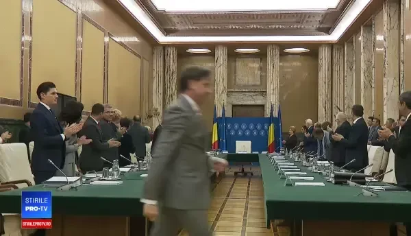 Viorica Dăncilă a fost primită cu aplauze de toți miniștrii prezenți la ședința de Guvern