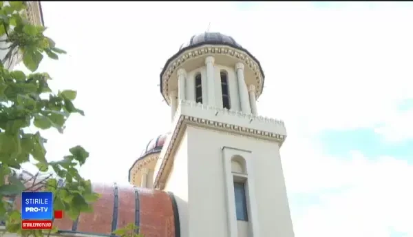 Boicot pe internet, marșuri în stradă. Lupta pentru referendum se dă pe 2 fronturi