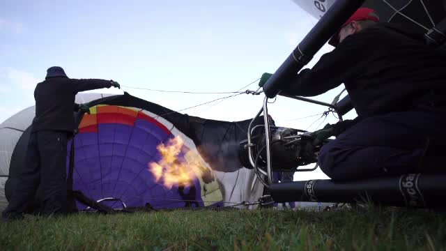 O sută de baloane cu aer cald vor fi lansate în apropiere de Baia Mare