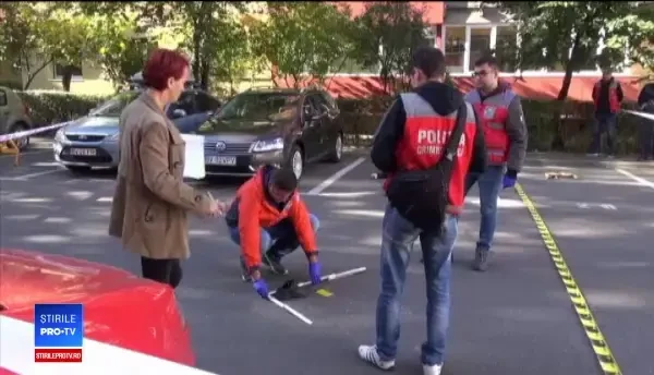 Un tânăr a murit după ce a căzut de pe un bloc. Polițiștii cred că s-a sinucis
