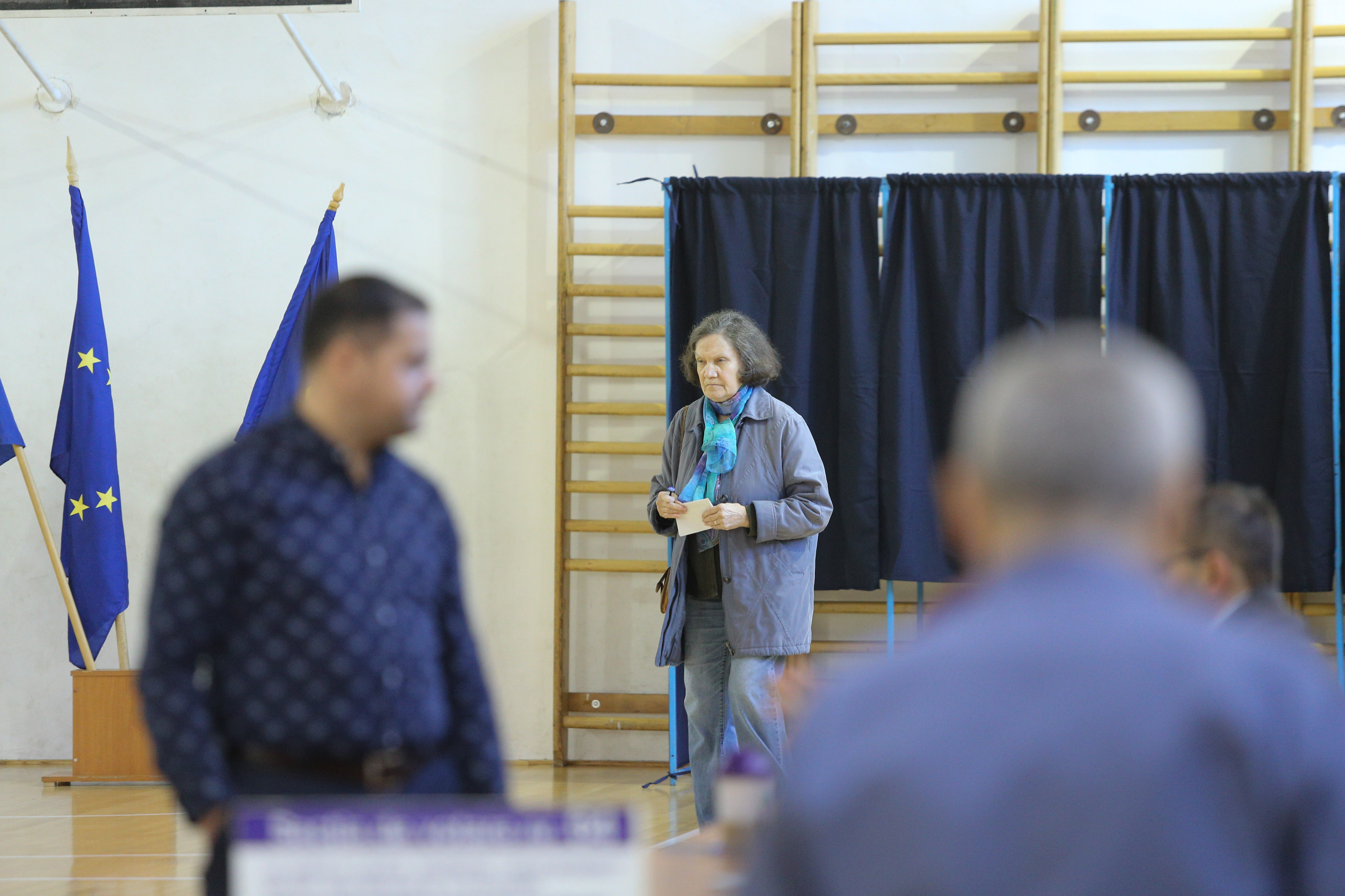 MAE: Votul în străinătate s-a încheiat; scrutinul s-a desfăşurat în condiţii normale, fără incidente