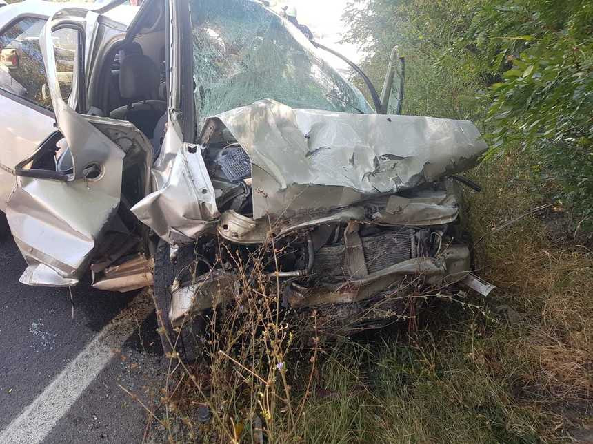 Accident cu mai multe victime în Constanța. O mașină a intrat pe contrasens