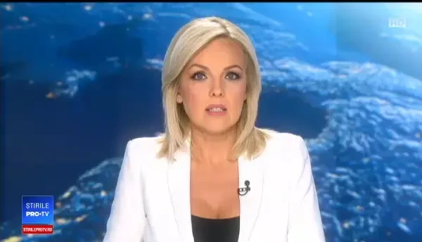 Anchetă după incendiul de amploare din Centrul Vechi. A fost afectat și un club. FOTO