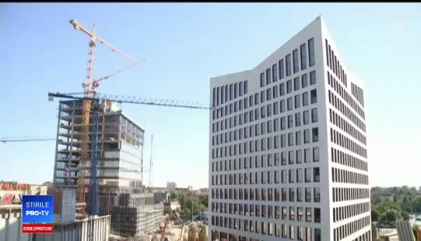 Clădirile moderne pentru birouri schimbă fața orașelor din România