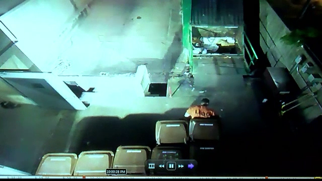 Evadare ca-n filme. Cum au scăpat din închisoare 2 deținuți cu ajutorul pubelelor de gunoi