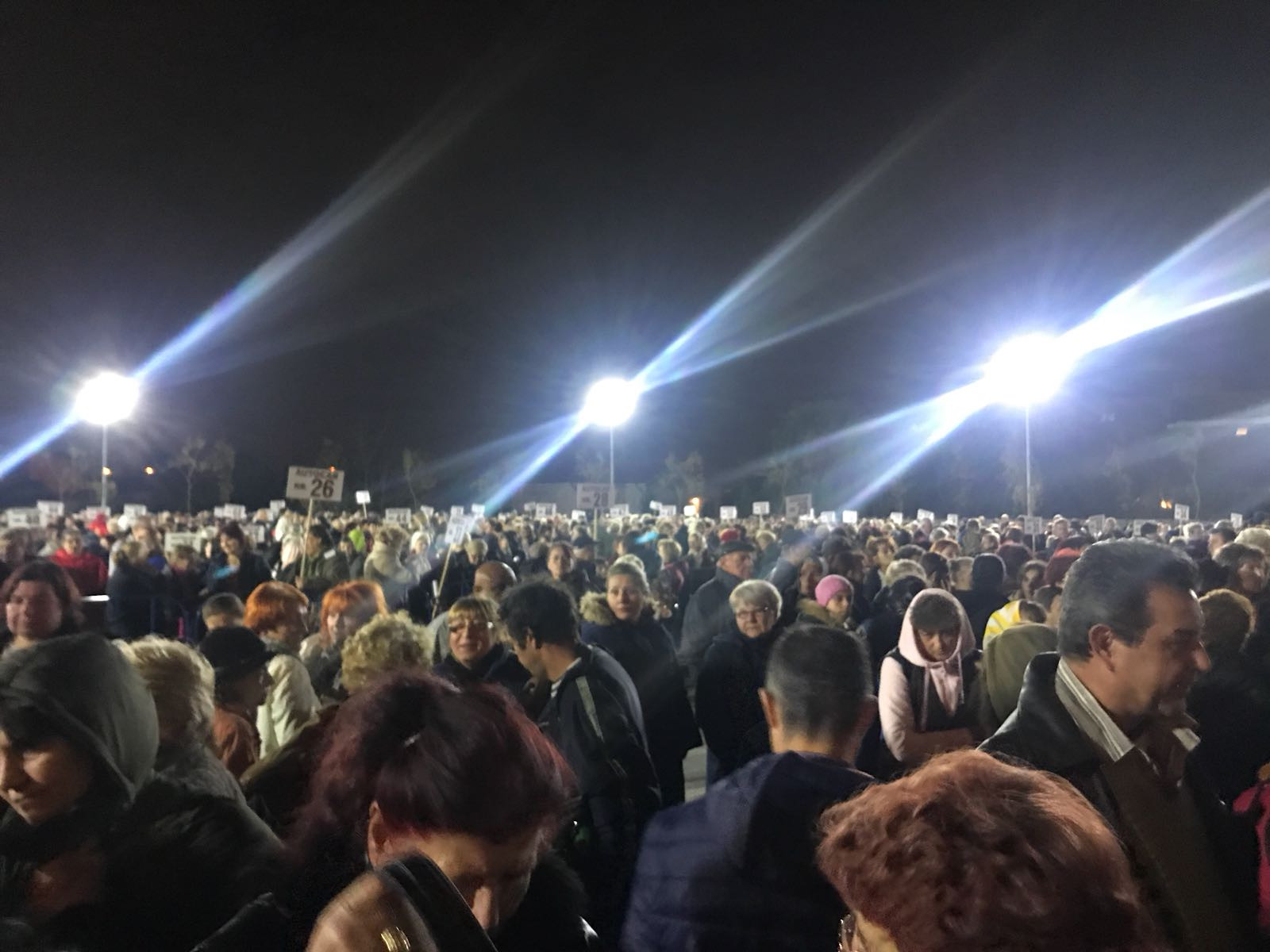 Aproximativ 7.000 de persoane din Voluntari au plecat cu autocare spre Iași, la Sfânta Parascheva