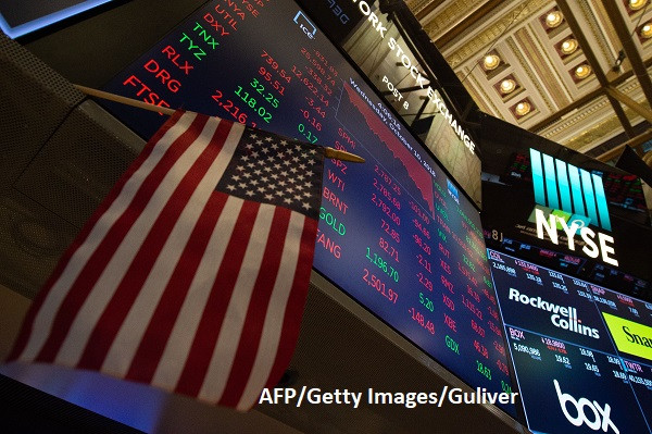 Bursa americană s-a prăbușit și trage după ea Asia și Europa. Ce se întâmplă pe bursa de la București