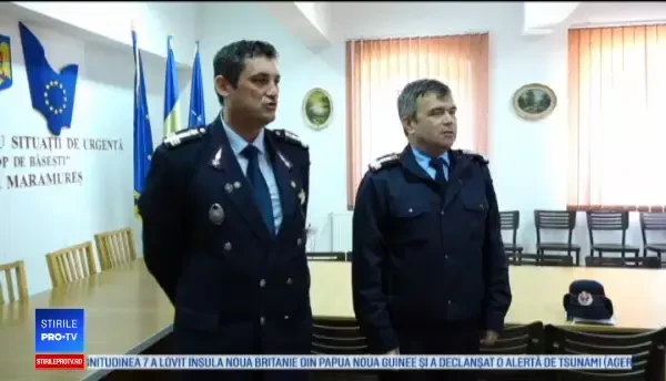 16 tineri învață să salveze vieți, alături de pompierii din Maramureș