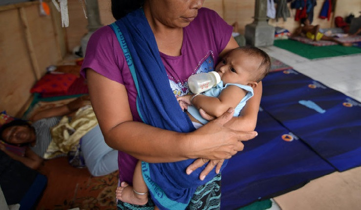 O mamă a încercat să-și vândă bebelușul pe Instagram. Suma cerută