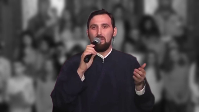 Călugărul care a filmat elevii la vestiar va fi cercetat pentru violarea vieții private. Reacția sa