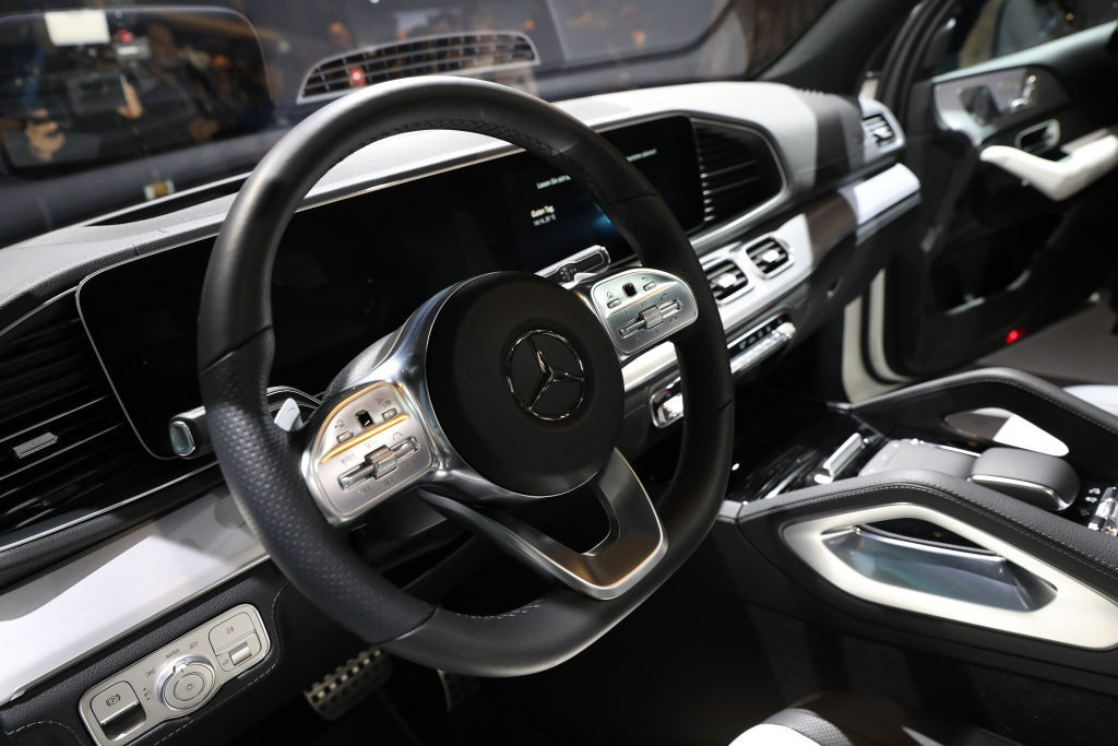 Țara afectată de sărăcie care a cumpărat 40 de Maserati sport pentru un summit