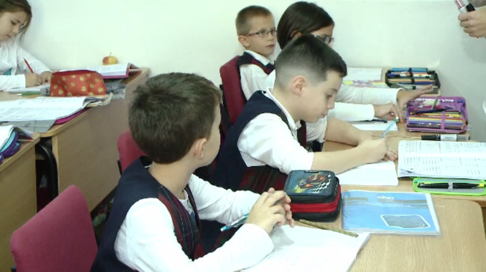 Noul cod de etică pentru profesori pune bețe în roate programelor after school. Părinții sunt revoltați