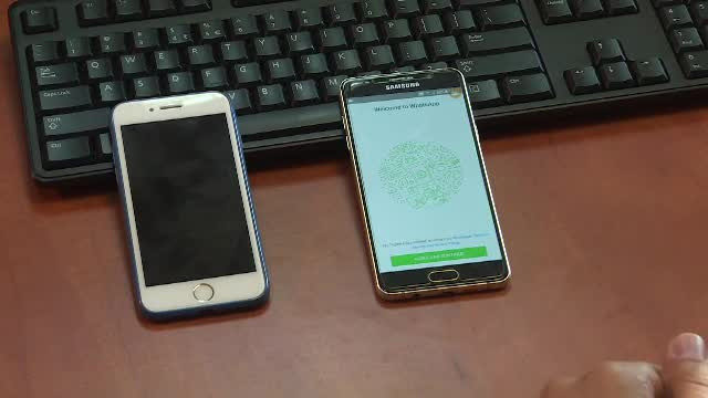 Avertisment pentru utilizatorii de WhatsApp. Cum vă pot sparge hackerii contul