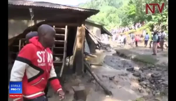 31 de morți, în urma unei alunecări de teren. Bilanțul ar putea crește