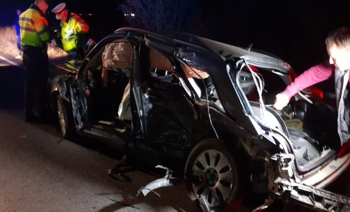 Accident cu 2 morți, inclusiv o fetiță. Șoferul vinovat ar fi făcut LIVE pe Facebook. VIDEO