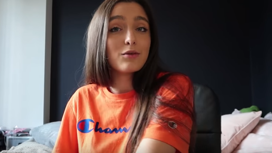 Cum arată o cameră de cămin în Londra. Fiica Andreei Esca face turul clădirii în care locuiește. VIDEO