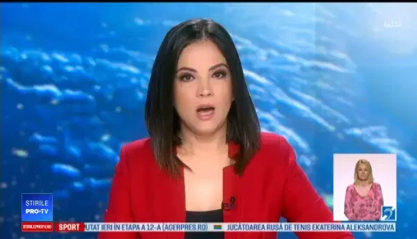 Un camion parcat în fața unei case din Valu lui Traian a luat foc și a ars complet