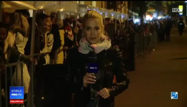 Hramul Sfintei Parascheva. Credincioșii cred că de ziua ei are o putere mai mare