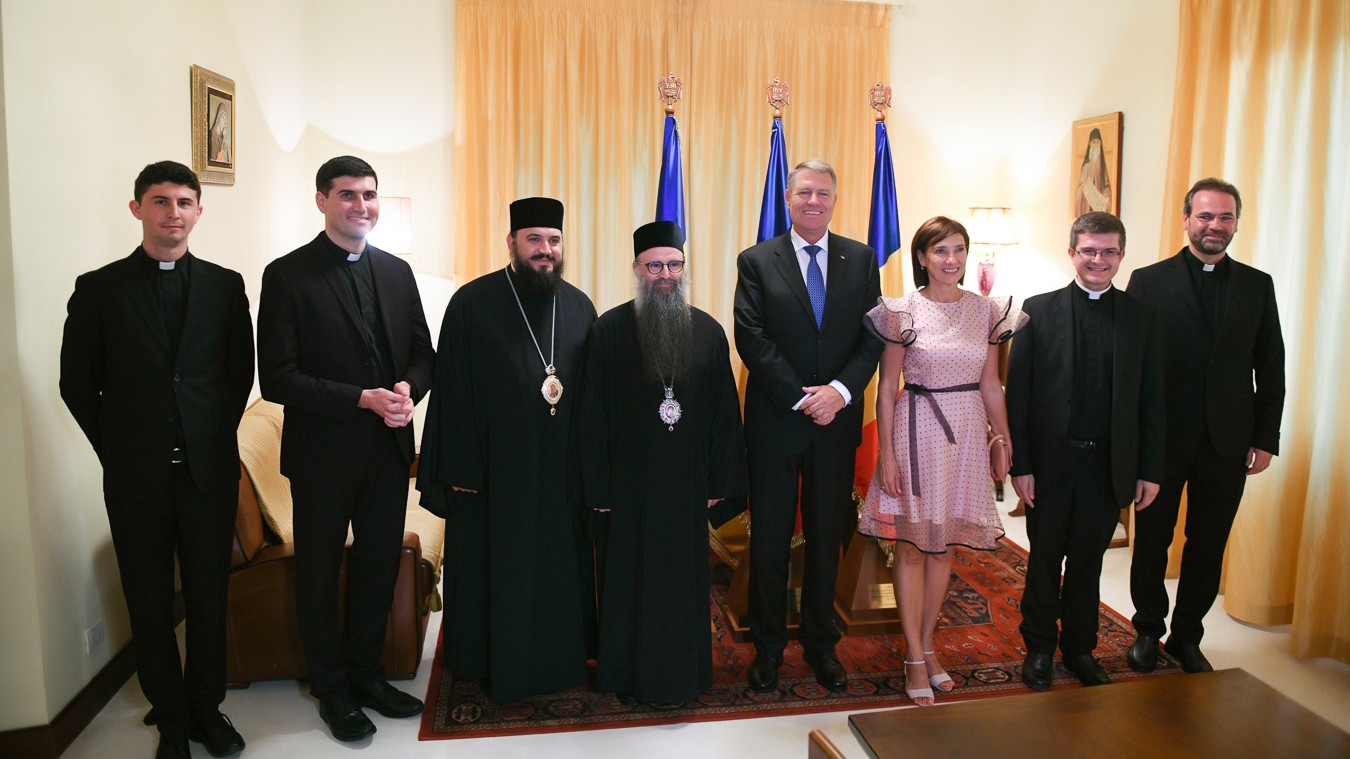 Galerie FOTO de la vizita lui Klaus și Carmen Iohannis la Episcopia Română din Italia