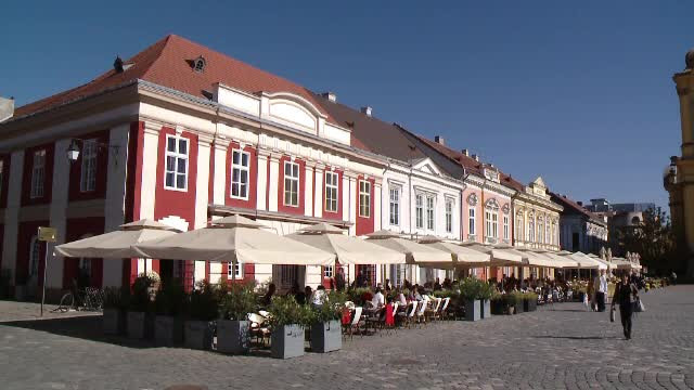 Temperaturi cu 8 grade mai mari față de normal și încasări cu 30% mai mari pentru terase