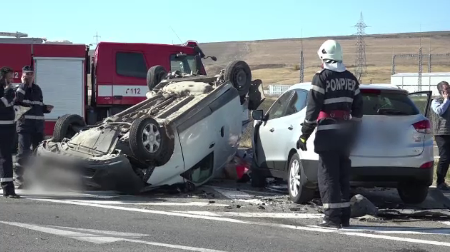 O mașină care se întorcea din pelerinajul de la SF. Parascheva, lovită în plin. Starea victimelor