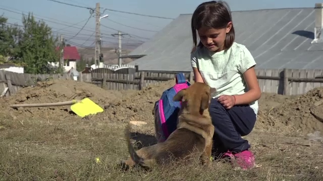 Un nou început pentru familia Roxanei, fetița de 9 ani din Vaslui: „S-a schimbat viața mea”