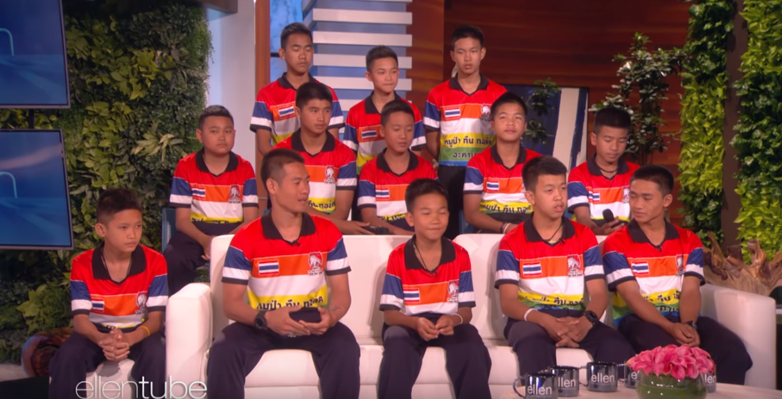Băieții salvați din peștera din Thailanda, surprinși de fotbalistul lor preferat. Ce au mărturisit