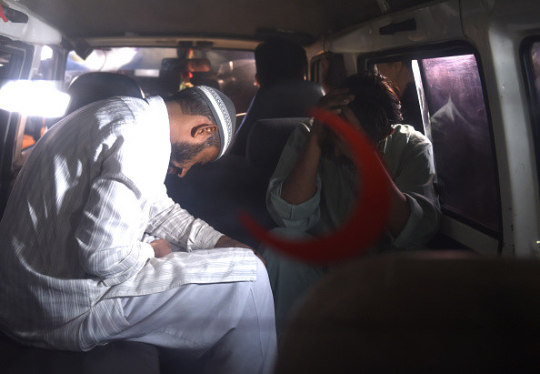 Pakistanul a executat un pedofil în serie, ucigaş a opt copii. Reacția tatălui unei fetițe violate