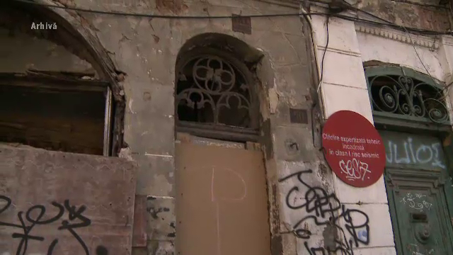 Refuză consolidarea blocului și își pun în pericol și vecinii. Avertismentul lui Raed Arafat