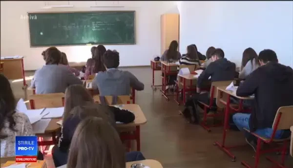 ”Mi-a zis `tu ești țigan, nu ai ce căuta la acest liceu`”. Studiu îngrijorător despre profesorii români