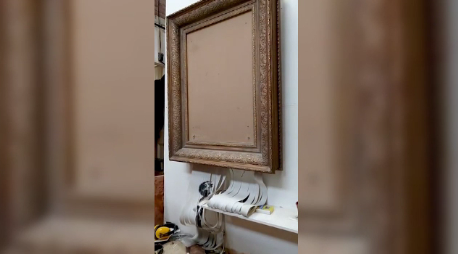 Banksy sugerează că planul de distrugere al operei ”Fata cu balon” nu a funcționat